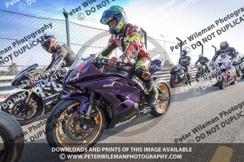 donington no limits trackday;donington park photographs;donington trackday photographs;no limits trackdays;peter wileman photography;trackday digital images;trackday photos